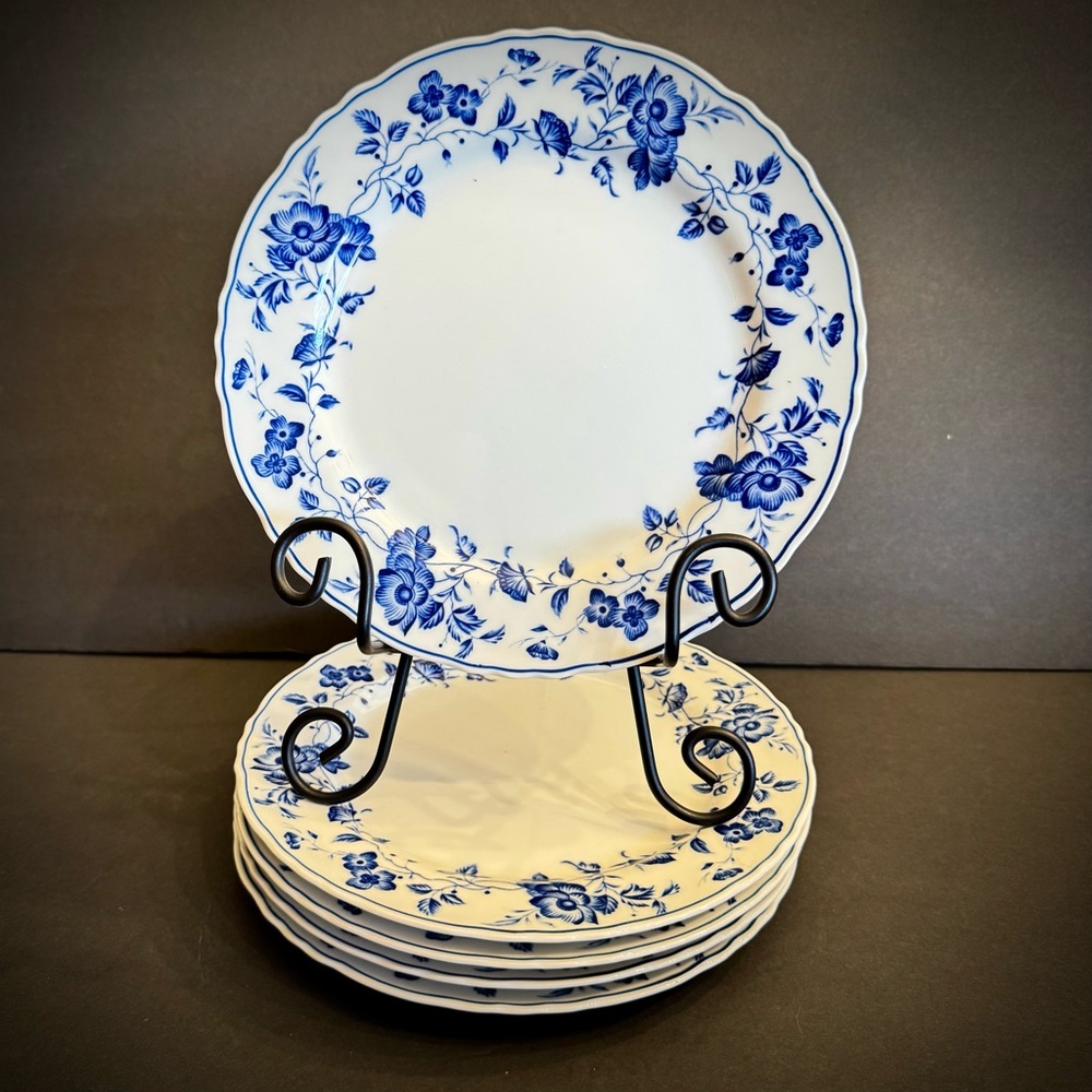 Royal Meissen Fine China of Japan Blue/White Luncheon Plate 9" Discontinued